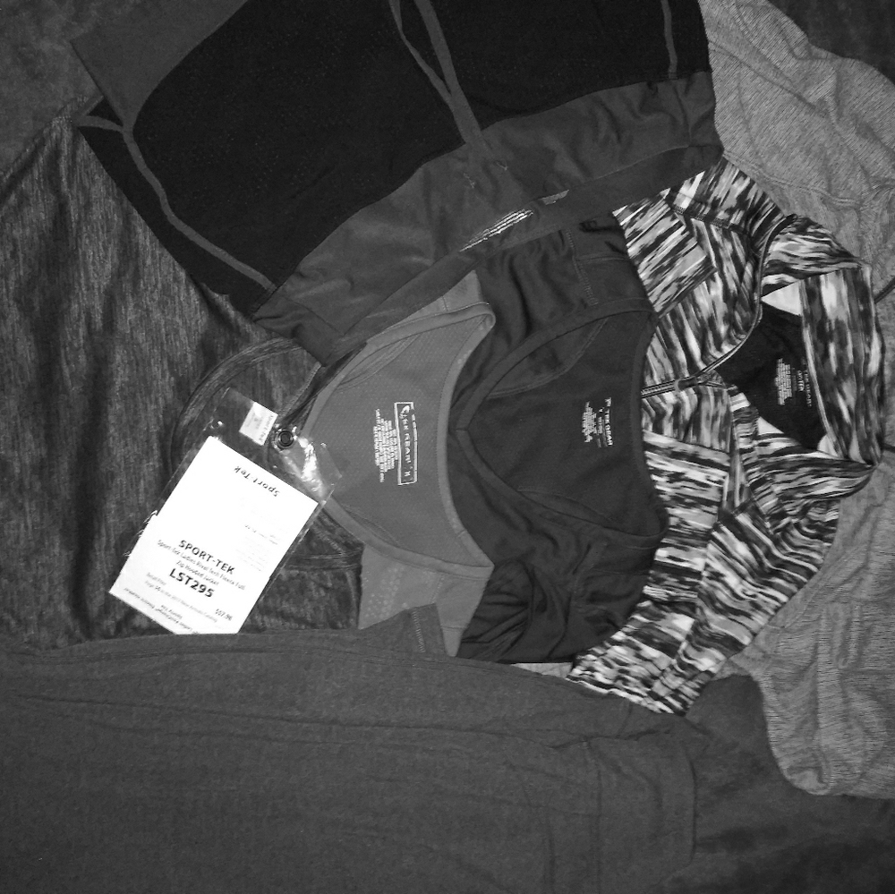 Sport-tech sports gear 7 items tag still on 57.98